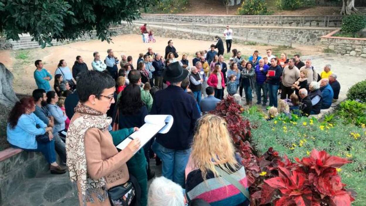 Paseo de Chil, «incomunicado» por el nuevo carril bici