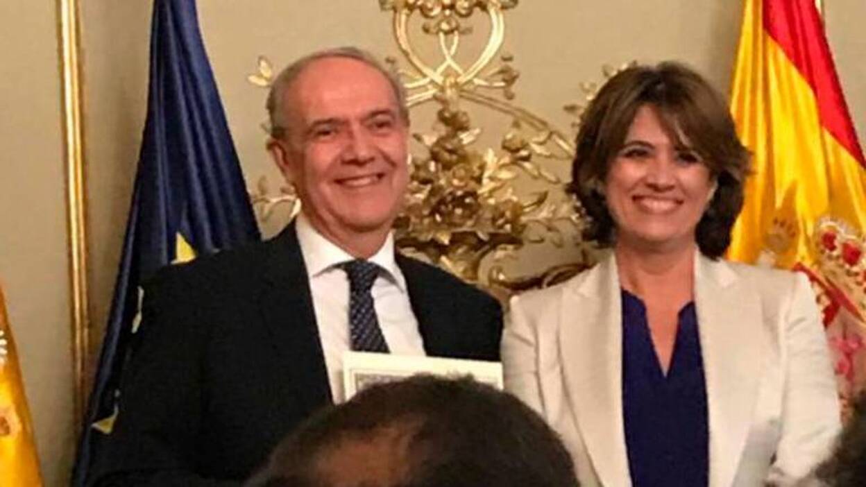 Vicente Garrido recibe la Cruz de Honor de la Orden de San Raimundo de Peñafort