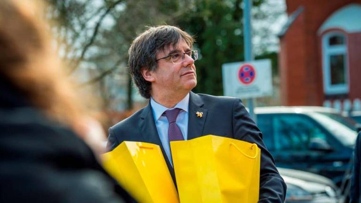 41 senadores franceses denuncian la «represión» contra los líderes del «procès»