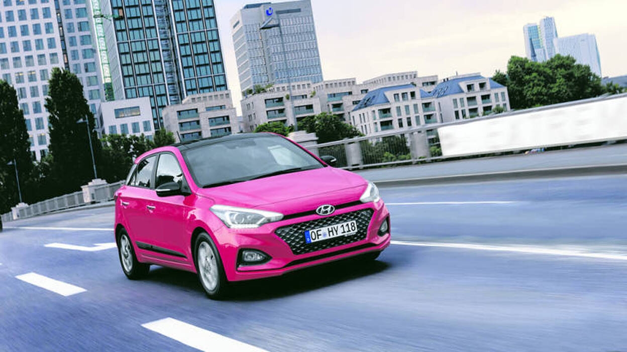 Hyundai promueve la movilidad con “i”, de inteligente