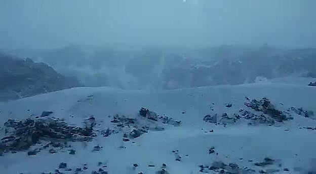 El Teide se viste de blanco