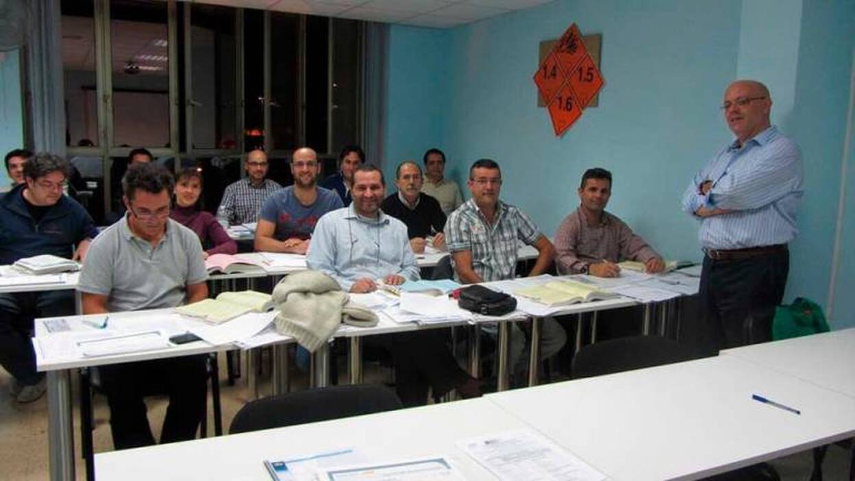 FORMACIÓN: base para la expansión del transporte, la logística y el comercio exterior