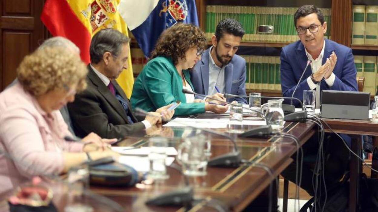 Rodríguez atribuye a culpables ajenos el parón en las carreteras