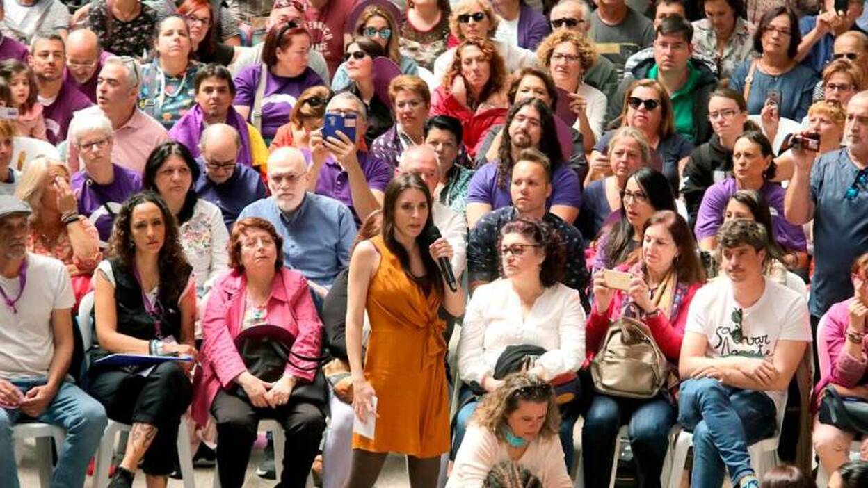 Montero asegura que la operación contra Podemos «sigue en marcha»