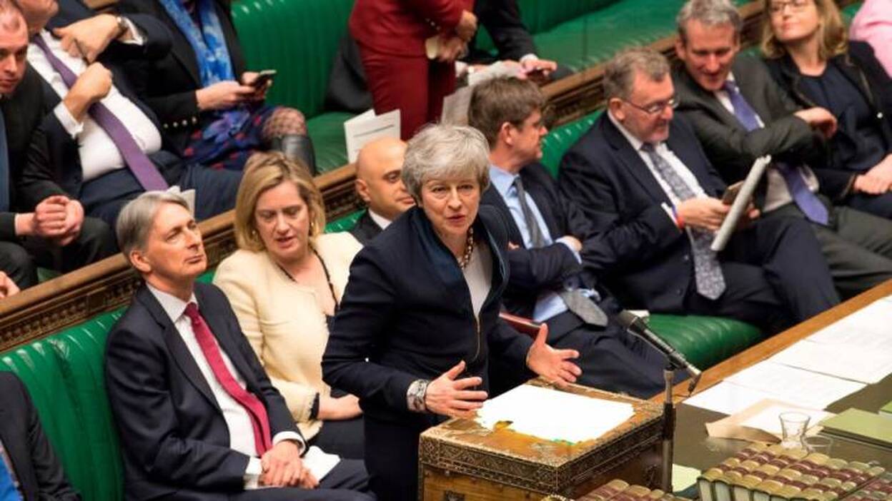 Los Comunes dan luz verde a una ley para evitar un ‘brexit’ sin acuerdo