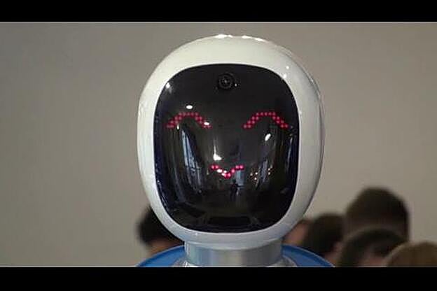 ¿Un camarero robot?