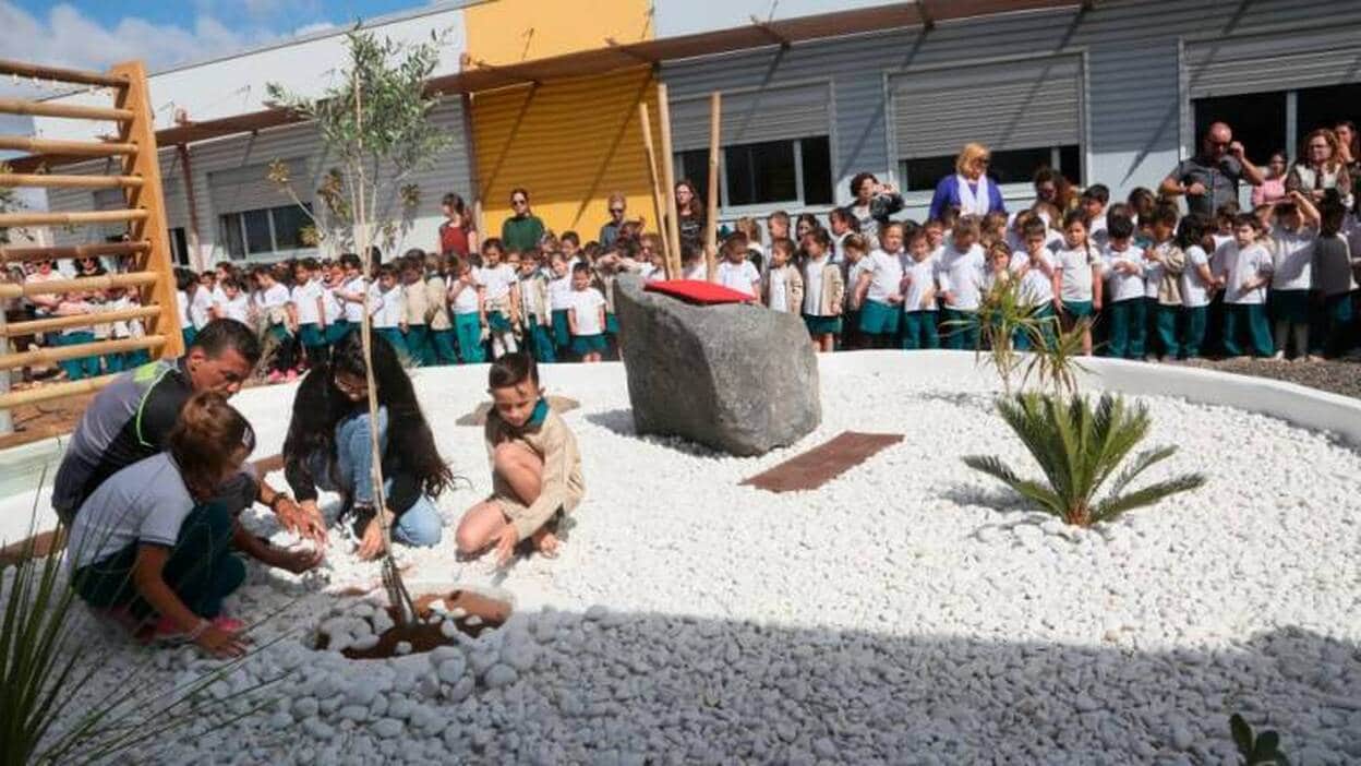 El colegio Puerto Cabras no olvida a Rafa