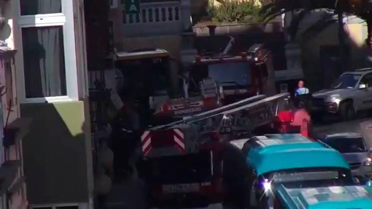 Fuego en una casa de la calle Buenos Aires