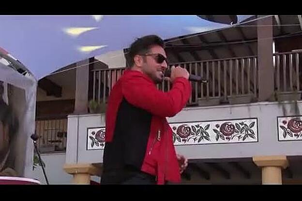 Yana Olina, feliz junto a Bustamante