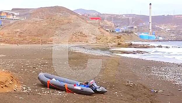 Queman el coche que apareció junto a una zódiac