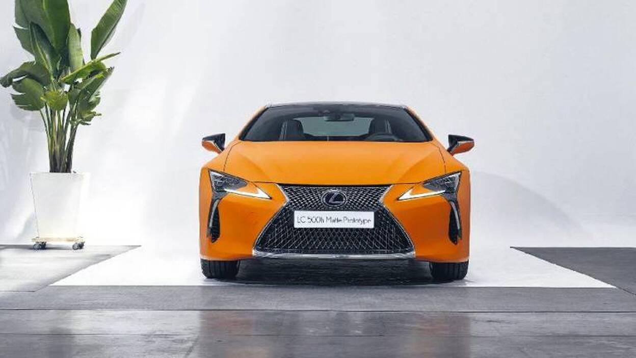 LC 500h ‘Matte Orange’: entelequia Lexus