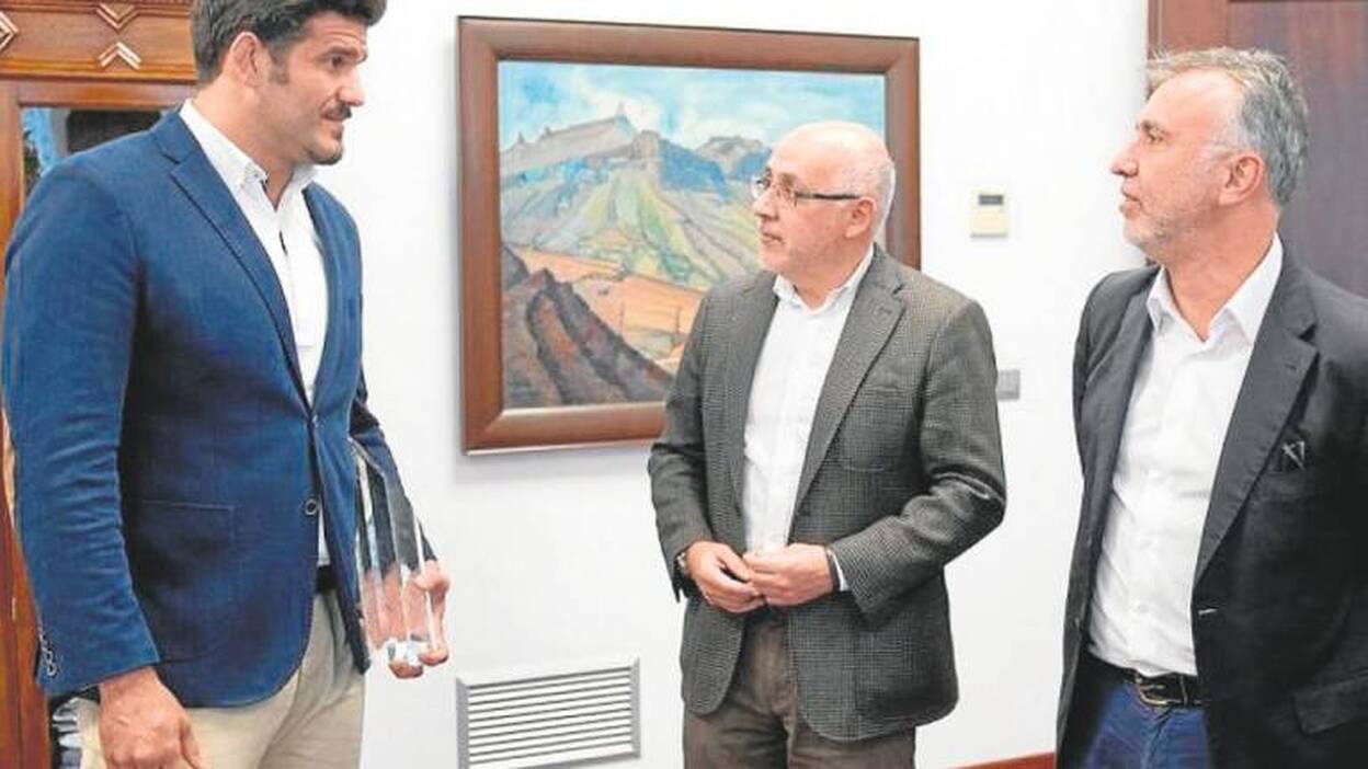 Juan Espino: «Todavía espero por las ayudas del Cabildo»