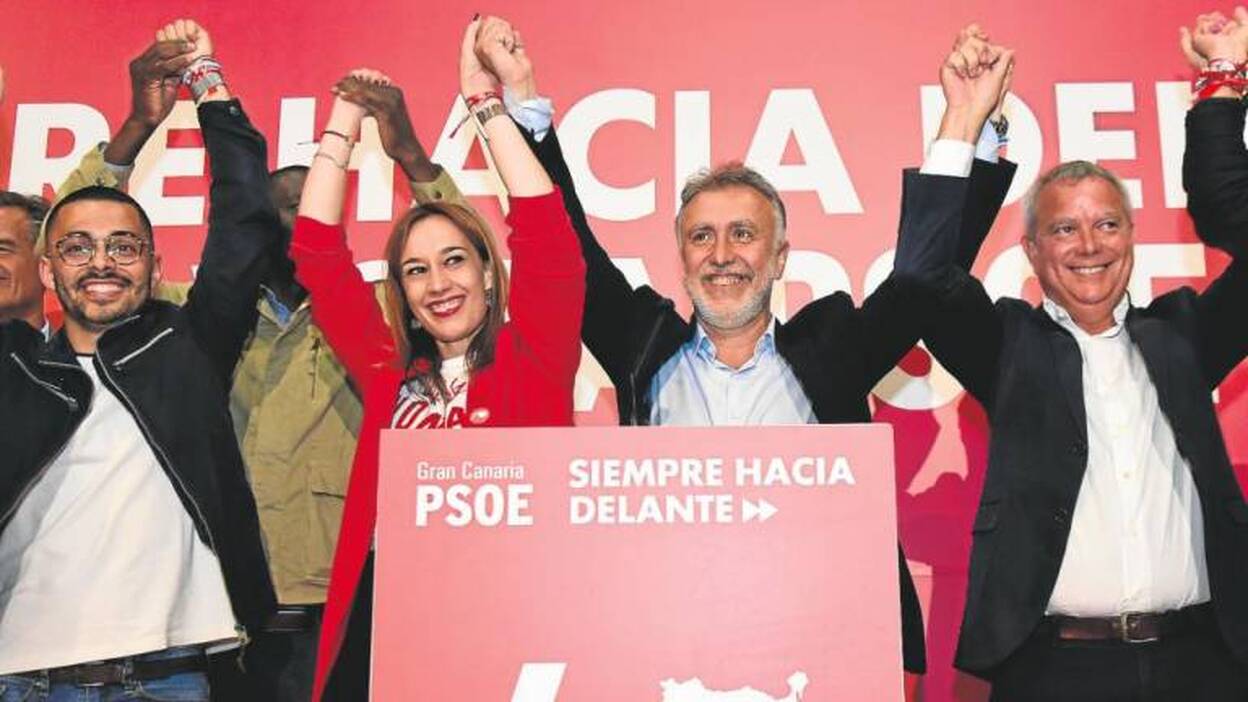 Torres toma la iniciativa y se sienta a negociar con Curbelo