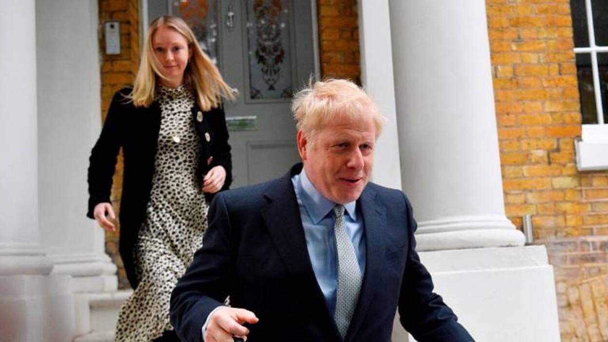 Boris Johnson arrasa en la primera votación para sustituir a May