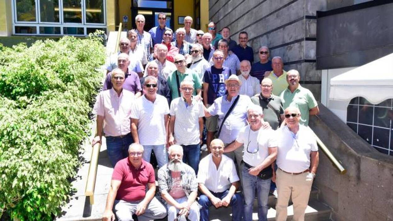 Los primeros ‘policías democráticos’