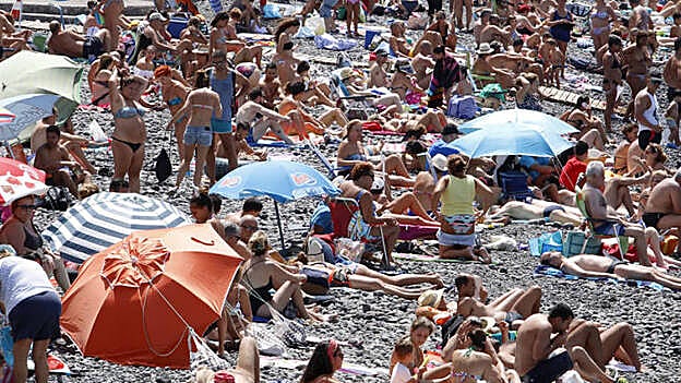 La posibilidad de disfrutar de las más variadas playas y paisajes hace que las islas Canarias sean una oferta de lo más variada para quienes buscan disfrutar de las vacaciones. / C7