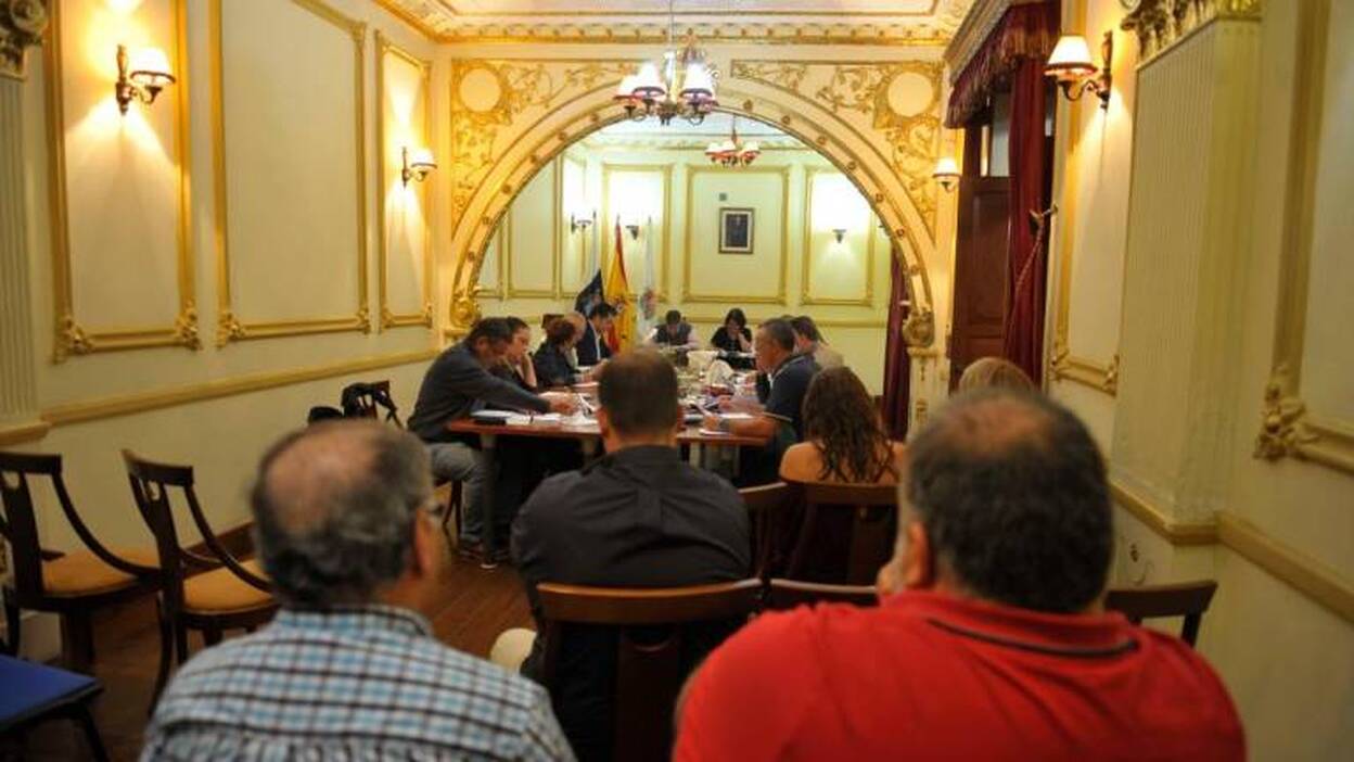 Los vocales de los distritos cobrarán 100 euros por primera vez