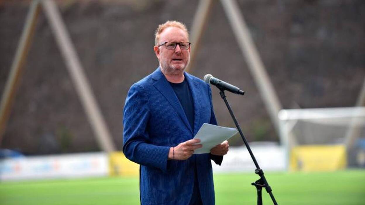 Historia de una edificación en amarillo