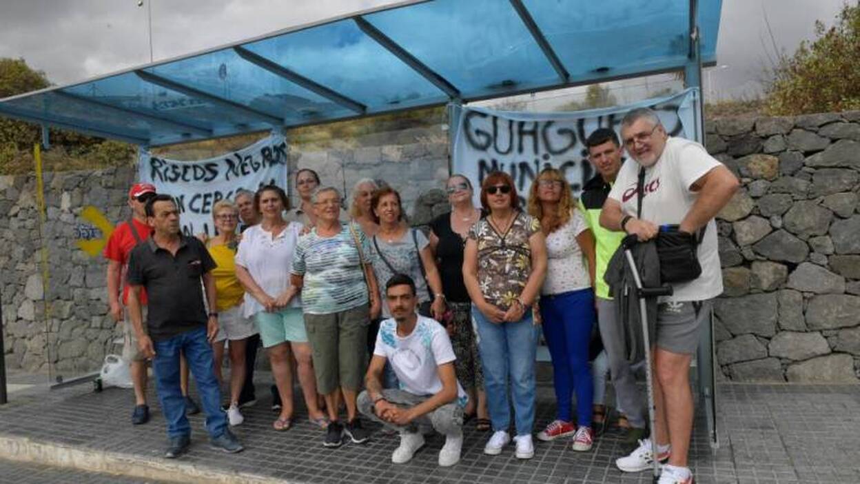 Riscos Negros: tan cerca, tan lejos