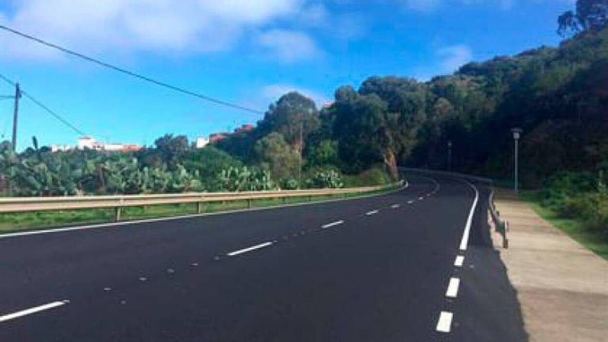 El teléfono móvil es el gran enemigo de las carreteras