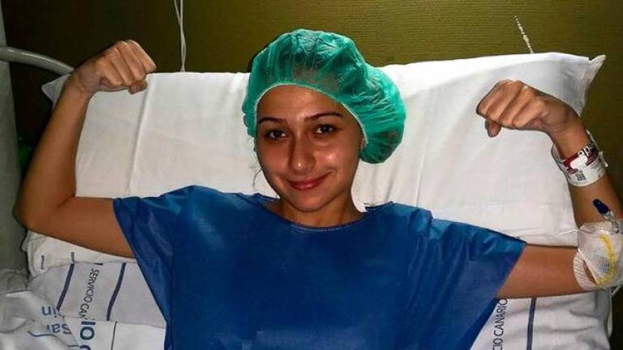 Sheila busca 40.000 euros para operarse de una enfermedad rara en Alemania