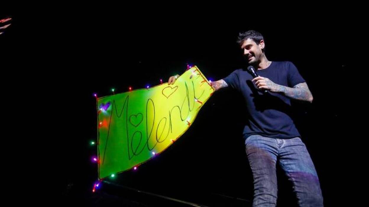 Melendi conquista el Gran Canaria Arena con su cubo de rubick Canarias7