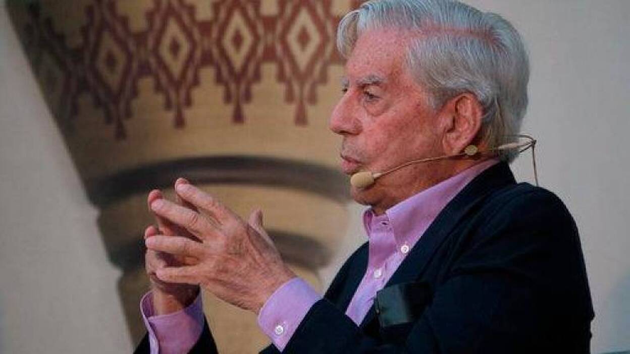 Vargas Llosa: «La buena literatura nos defiende de demagogias y nacionalismos»