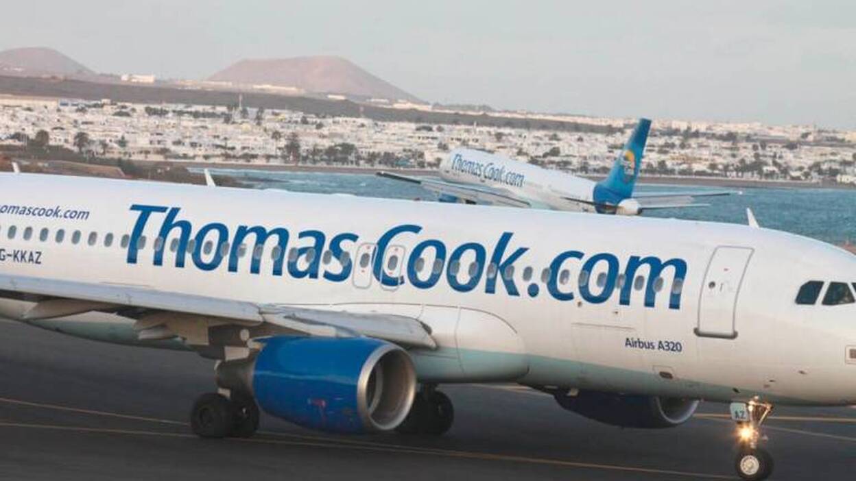 La crisis de Thomas Cook convierte en ‘rehenes’ a miles de turistas