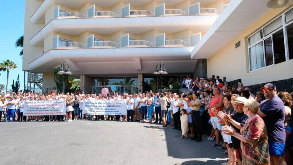 La plantilla del Oliva Beach vuelve a la carga