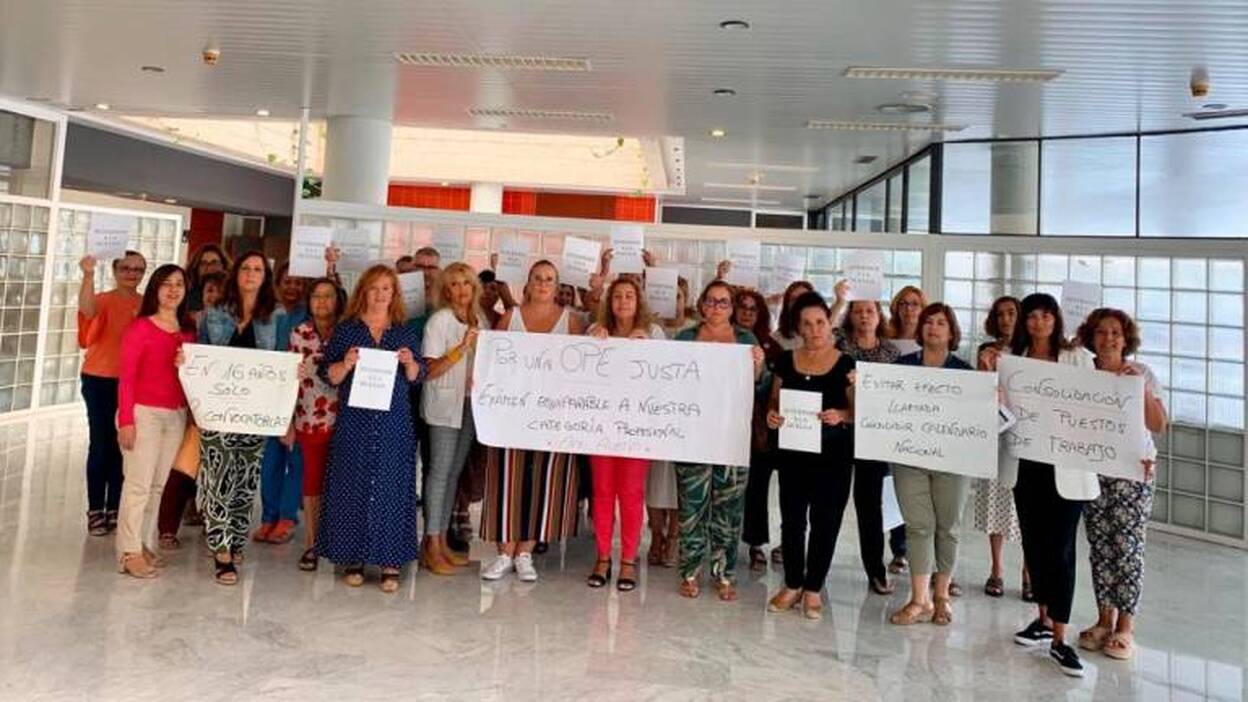 Afectados y sindicatos exigen claridad a Sanidad sobre las oposiciones