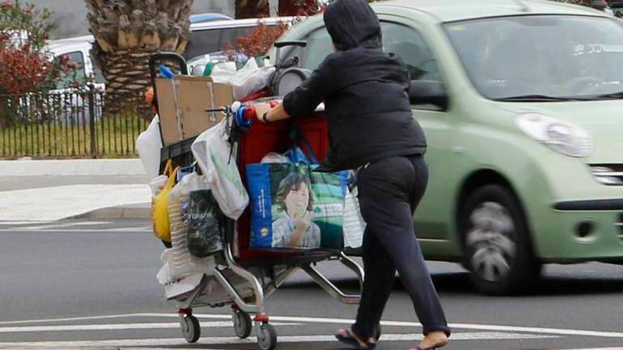 La pobreza se normaliza en Canarias