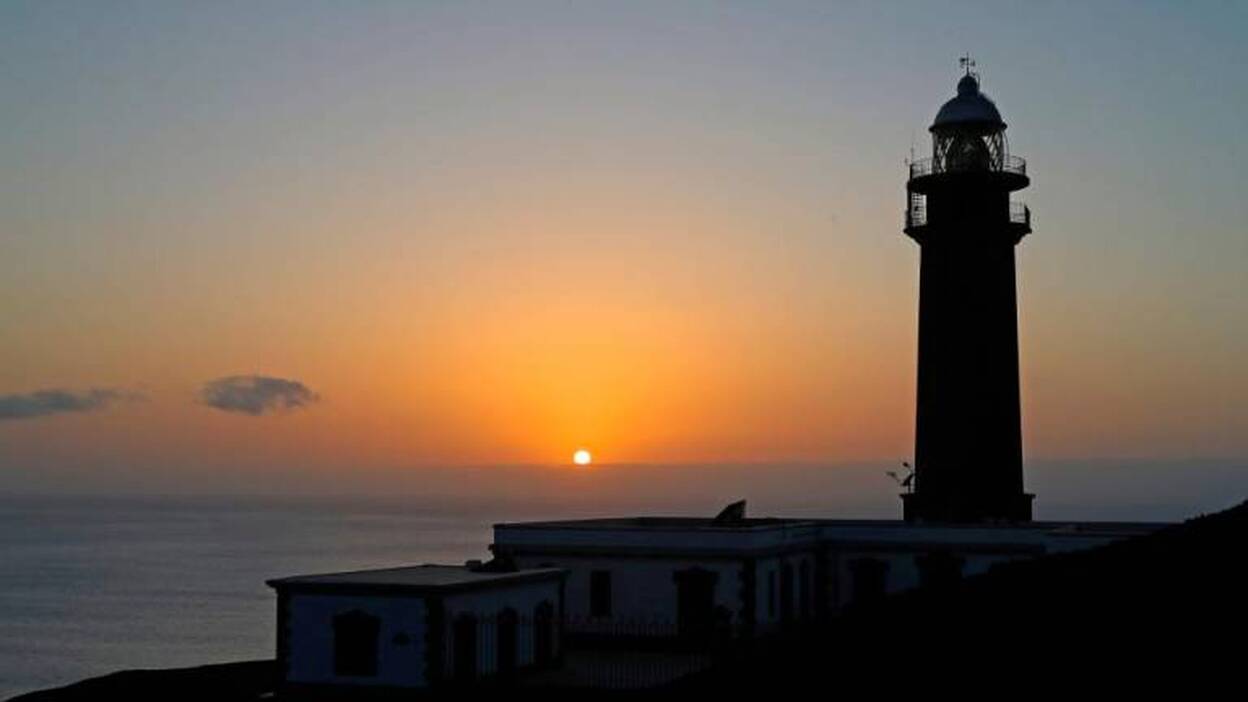 Faro de Orchilla, tristeza y alegría en el fin del mundo