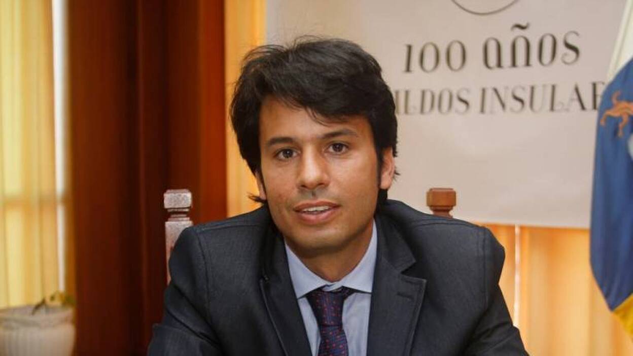 El Cabildo busca aún una nueva casa para la acogida de menores foráneos