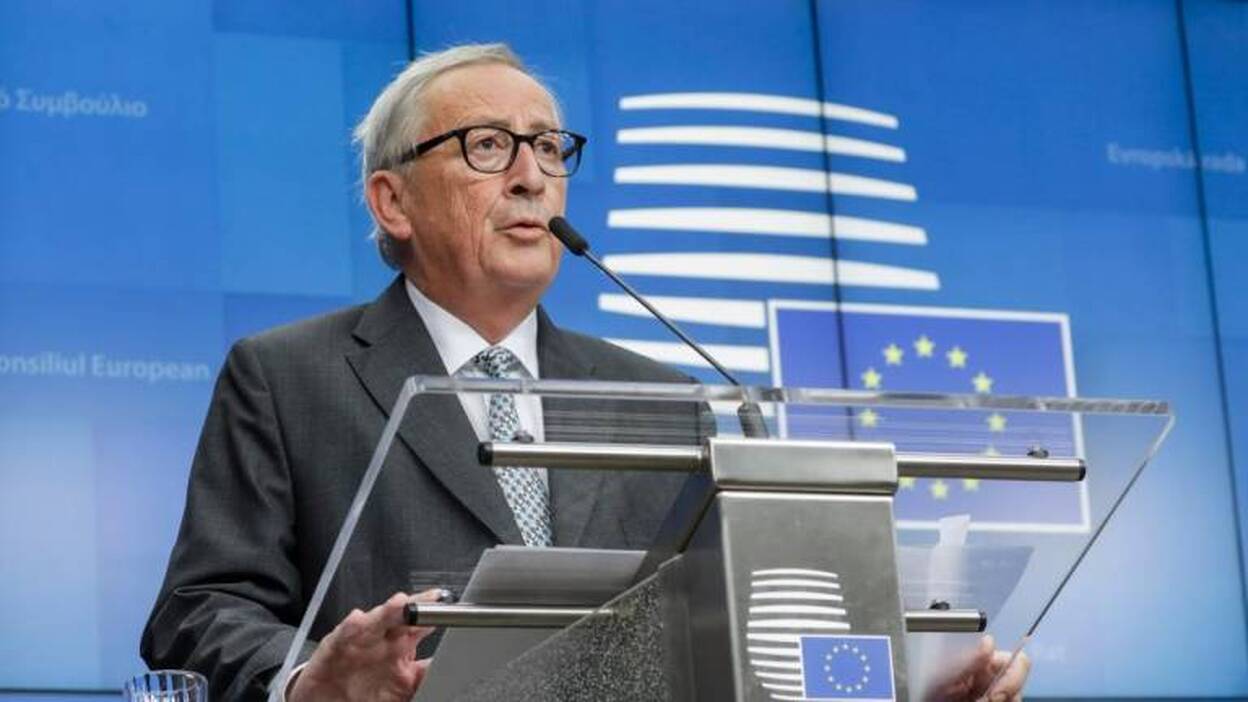 Bruselas avisa a España del riesgo del déficit
