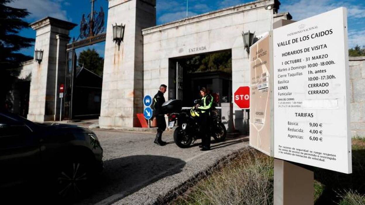 El Valle de los Caídos reabre con poco público y con reproches de los monjes