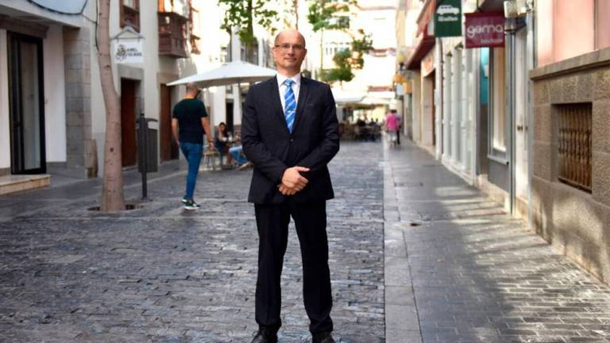 Carlos Bethencourt: «La gente sabe que Triana tiene mucha vida y es una zona amable»