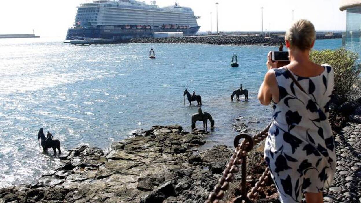 El desmonte de las esculturas de deCaires depende de las mareas