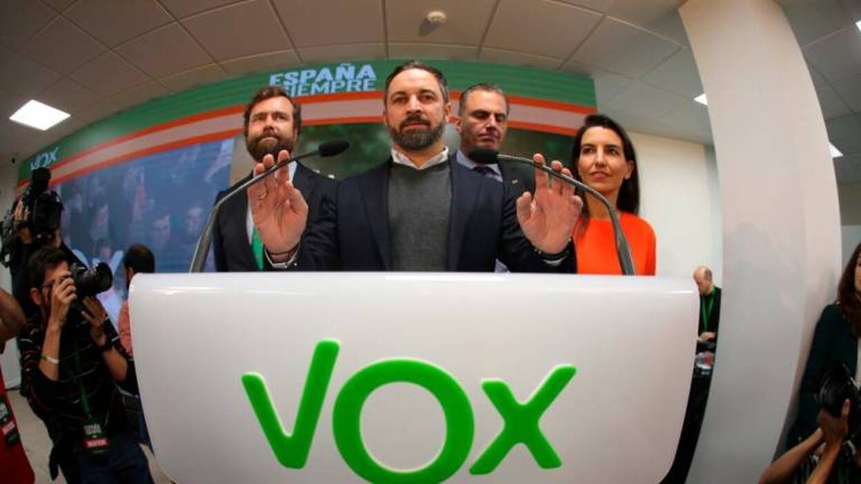 Abascal recalca que la gobernabilidad no es responsabilidad de Vox