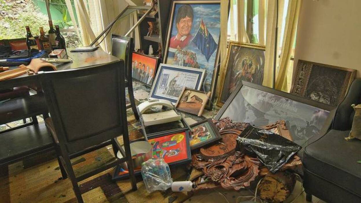 La Policía pide que intervenga el ejército por la grave situación en Bolivia