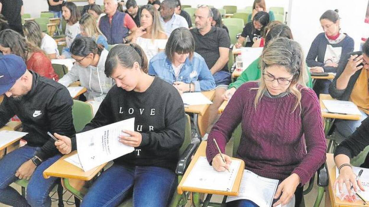 Los sindicatos mayoritarios estudian recurrir las oposiciones de Sanidad