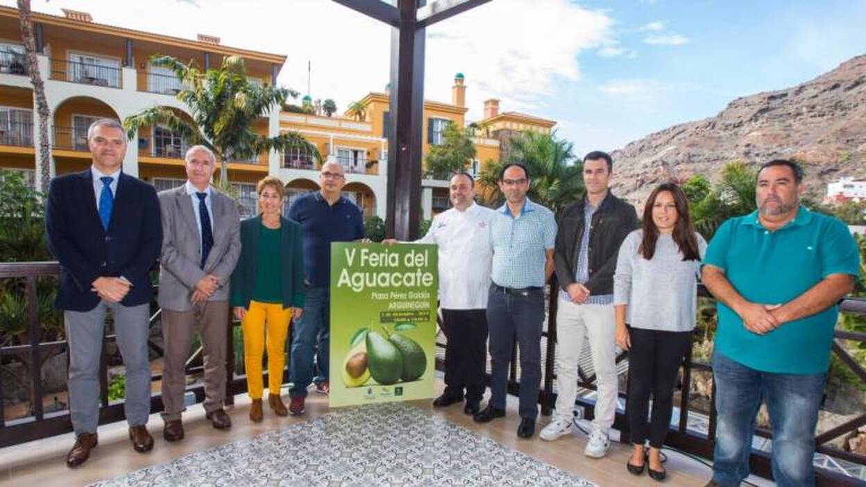 El aguacate de Mogán busca su sitio de la mano de dos estrellas Michelín