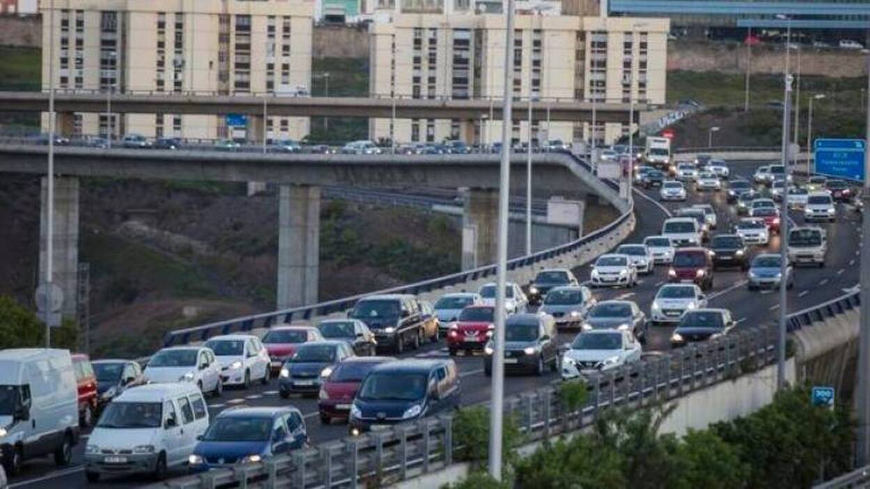 Desatasco burocrático para aliviar el tráfico en la capital