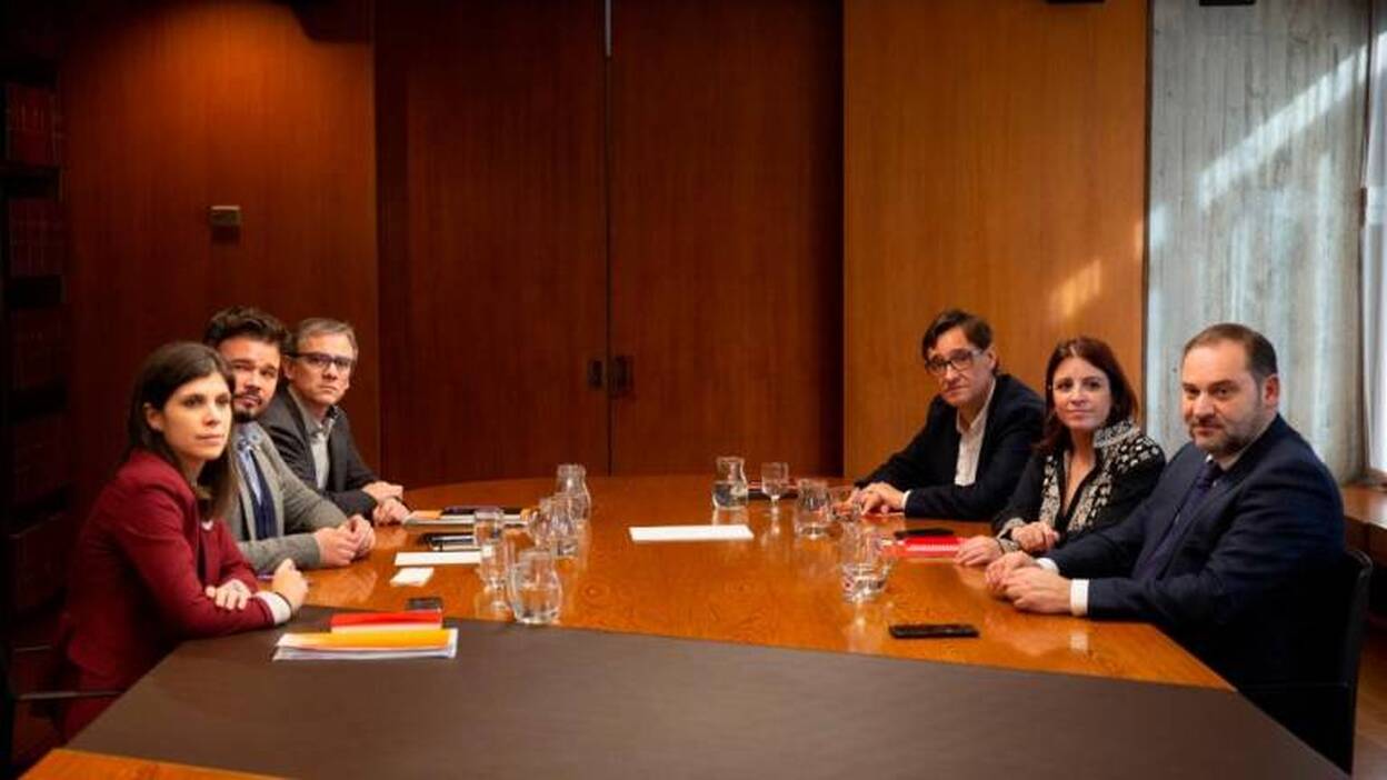 PSOE y ERC constatan «avances» en las negociaciones para investir a Sánchez