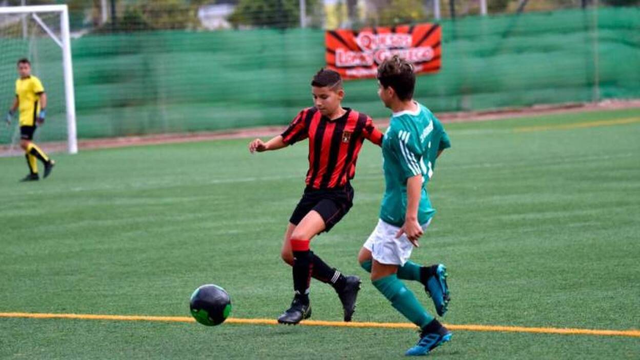 El CD Arguineguín vence y sigue en la lucha por los puestos nobles