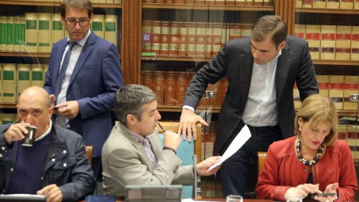 El pacto se justifica con la oposición al negarle enmiendas «imposibles»