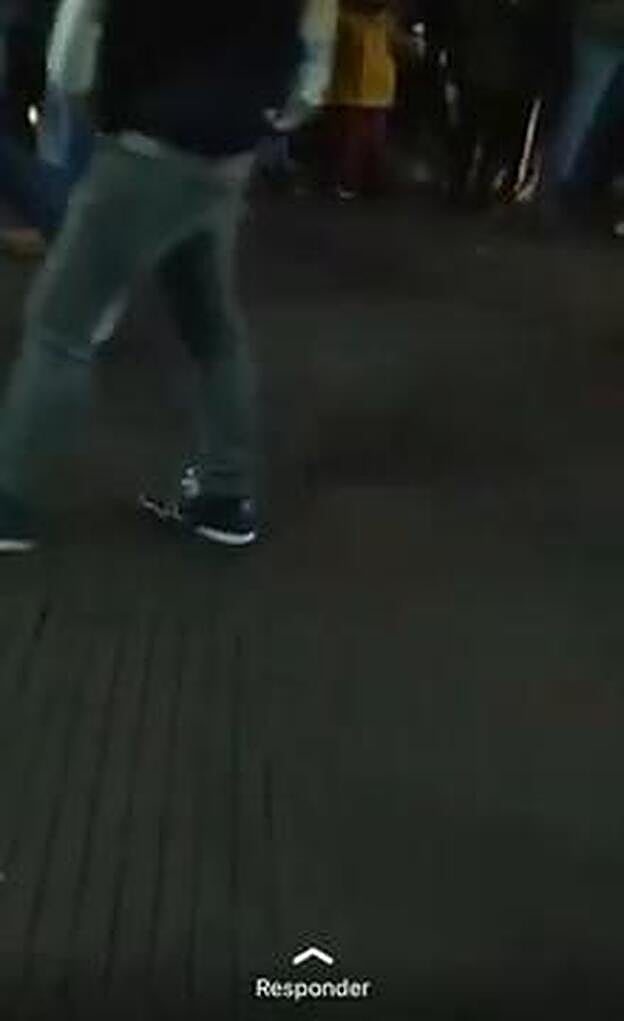 El alcalde recibe un trompazo en la cabalgata de Reyes