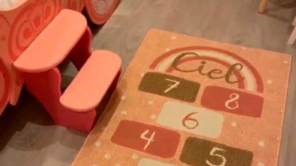 María Lapiedra enseña la habitación de Mía