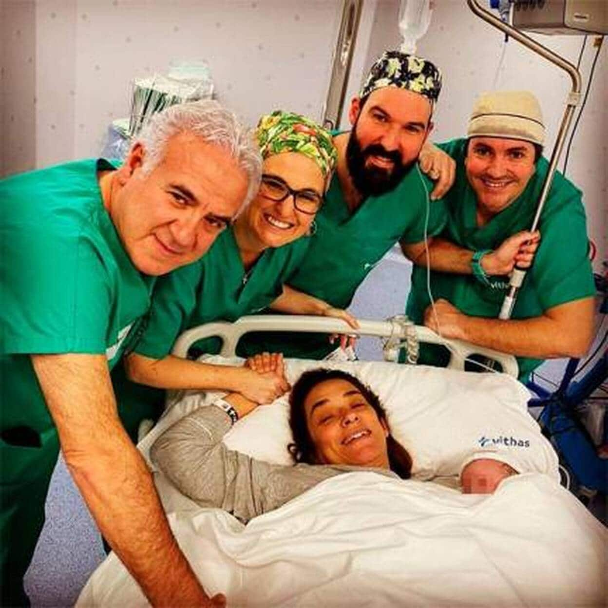 Toñi Moreno presenta a su hija Lola