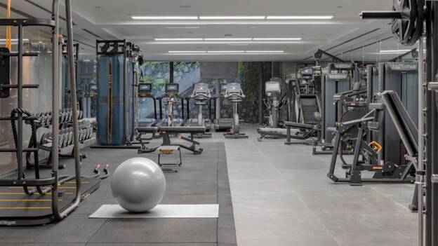 El área del gimnasio ha renovado toda su maquinaria, adaptándose a las peticiones de los usuarios e incorporando las últimas novedades del sector. /  C7