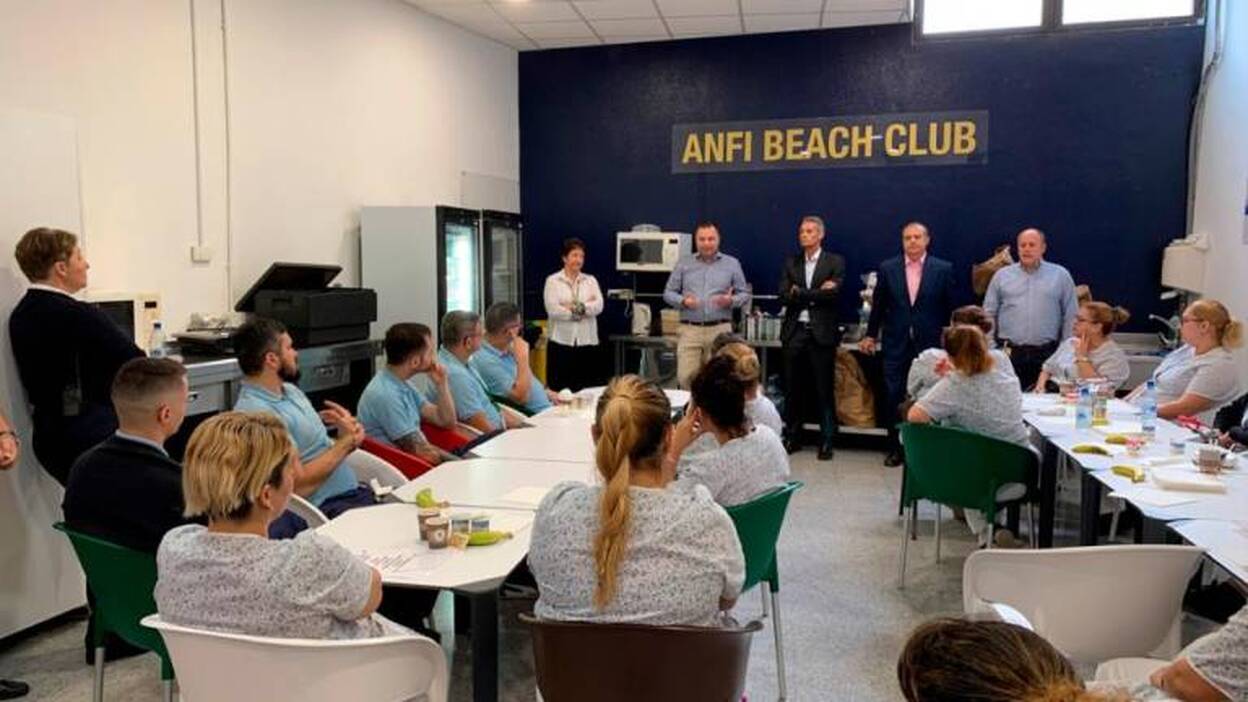 Anfi recomienda evitar el contacto entre sus trabajadores